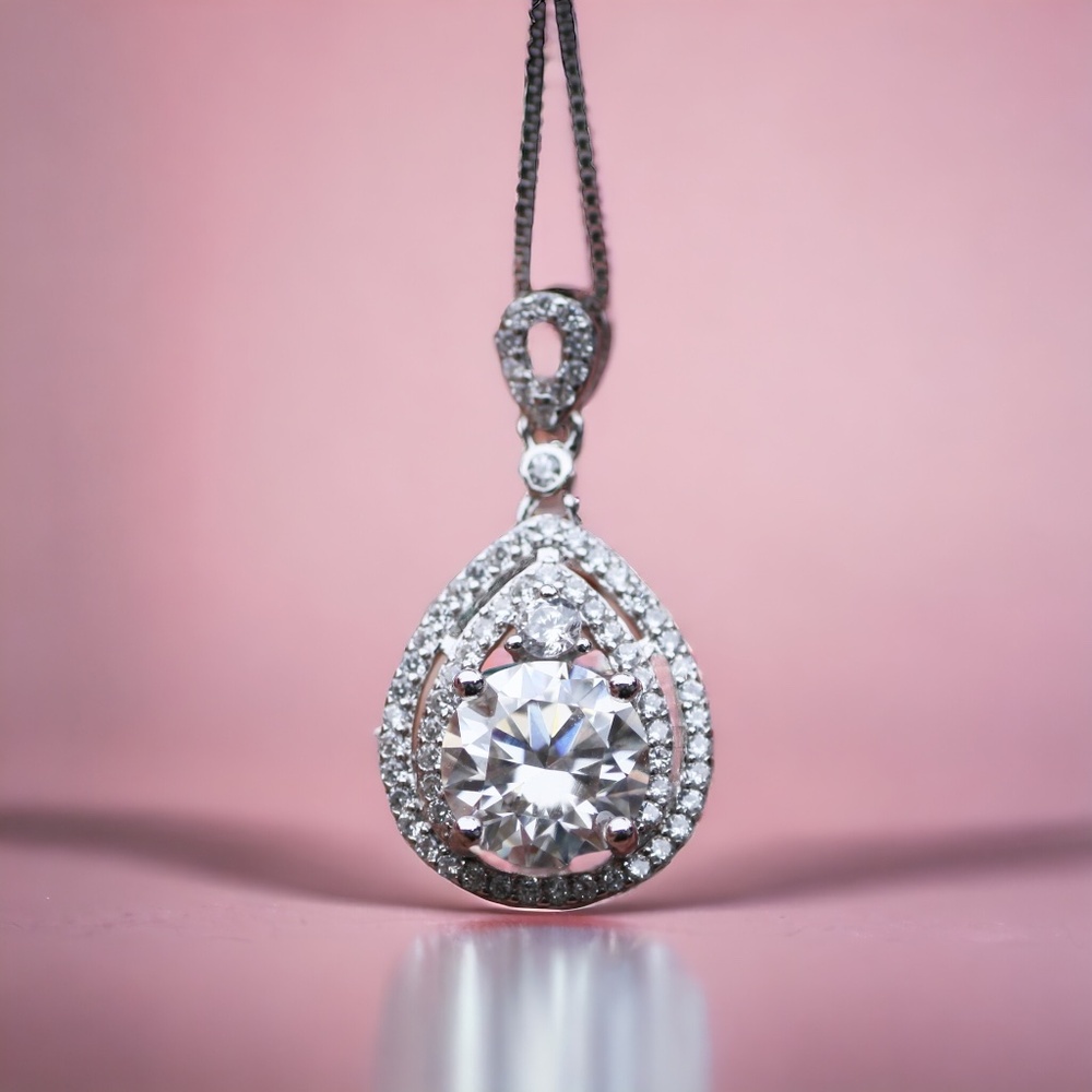 New 2 Carat Moissanite Pendant Sterling Silver- G VVS - Perfect Anniversary Gift